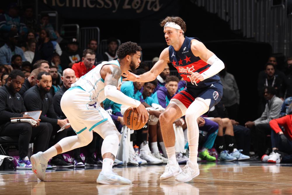 他的进步是 他的进步是